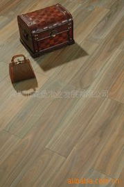 深圳市羅湖區森堡木業行產品一覽 實木地板與塑膠地板精選